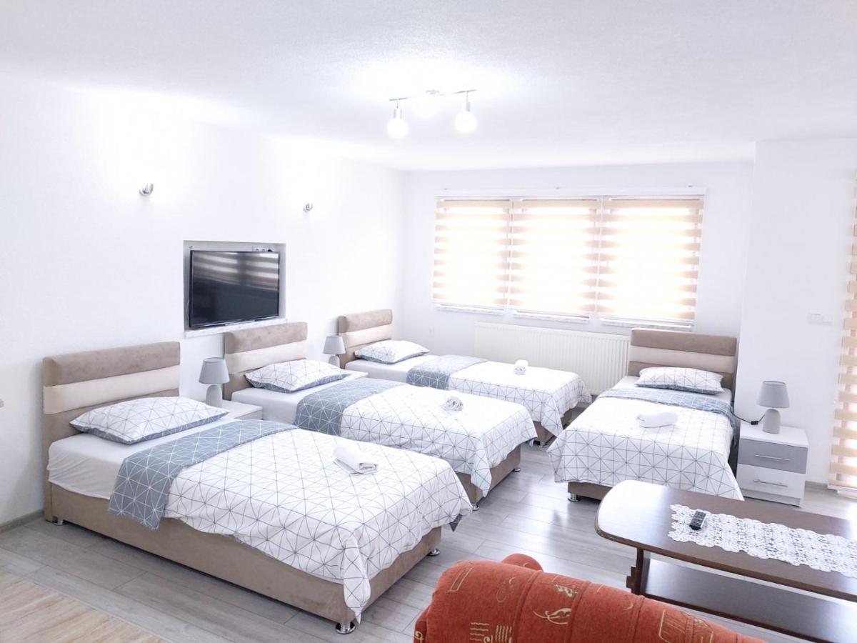 Guest House Ahmo Halilcevic Dubrave Gornje Экстерьер фото